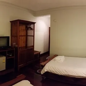 Phounsab Guest house